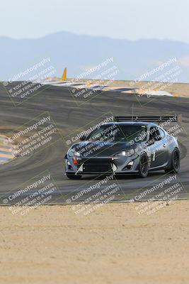 media/Jan-26-2025-SCCA SD (Sun) [[bcf61ed115]]/4-Women Novice/Session 1 (Lead-Follow)/